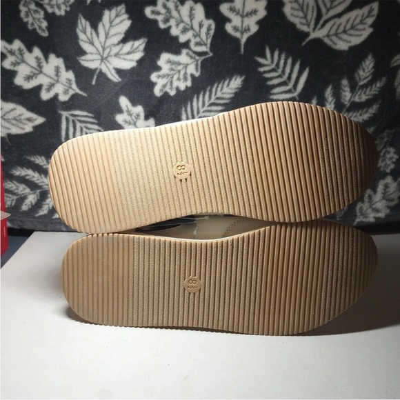 Universal Thread Women's White Pink Lace Up Low Top Sneaker Shoes Size 8.5 - Picture 7 of 7